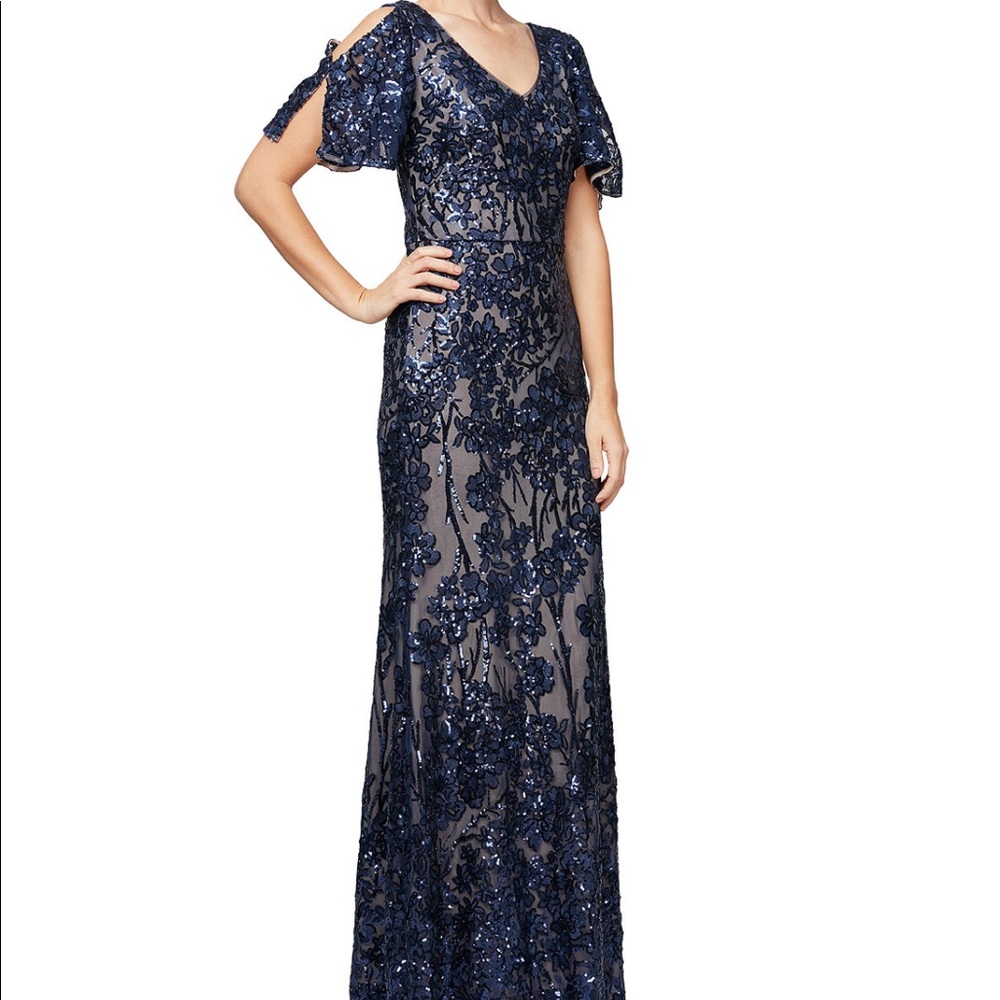 Alex Evenings Size 6 Gown
